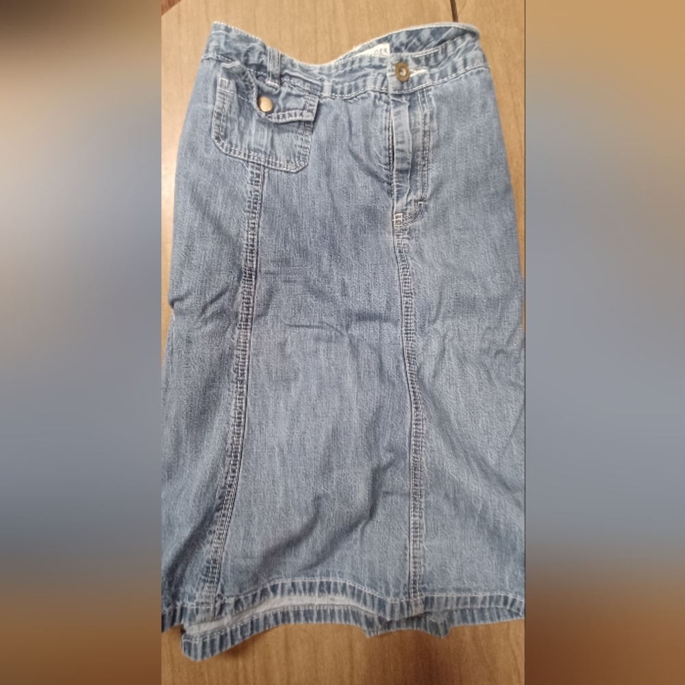 Skirt size 20